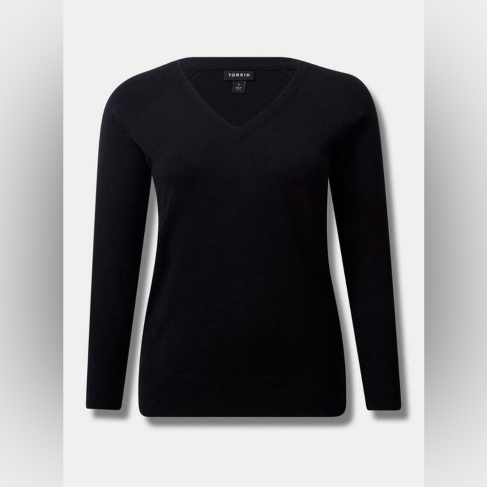 Torrid Everyday Soft V-Neck Raglan Sleeve Sweater 1X (14-16)